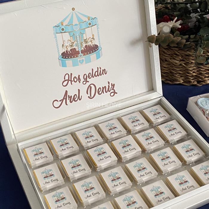 50 adet Mavi Atlı Karınca Temalı İsme Özel Kutulu Çikolata