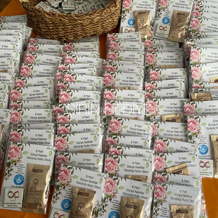 8 Mart Dünya Kadınlar Gününe Özel Kahve Çikolata Hediyelik
