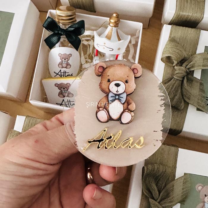 Ahşap Atlı Karınca Şişede Kolonya  İsme Özel Çikolata Pleksi Magnet Seti