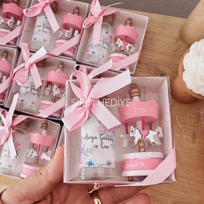 Ahşap Atlı Karınca ve İsimli Kolonya Hediyesi