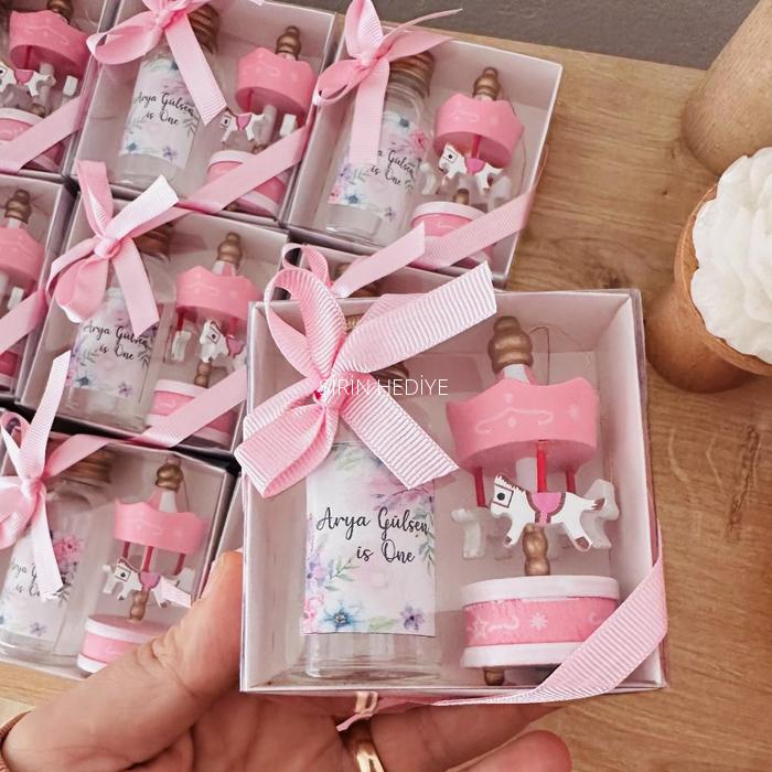 Ahşap Atlı Karınca ve İsimli Kolonya Hediyesi