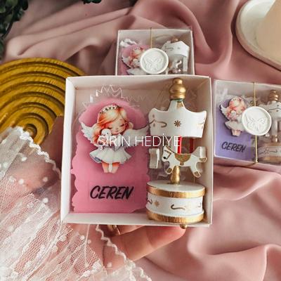 Ahşap Figürlü Şeffaf Boyalı Pleksi Ve Atlı Karınca Hediye Kutusu