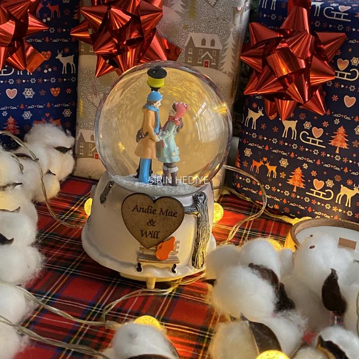 Ahşap Kalp Üzerine Baskı Sevgiliye Özel Büyük Boy Kar Küresi