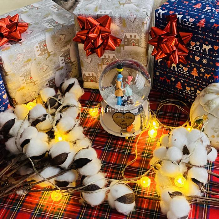 Ahşap Kalp Üzerine Baskı Sevgiliye Özel Büyük Boy Kar Küresi