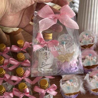 Asetat Çanta Kutu İçinde Kolonya ve Unicorn Kar Küresi Hediyelik 