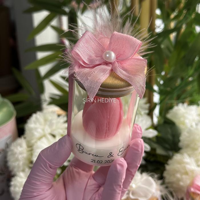 Bambu Kapaklı Cam Kavanoz İçinde Lale Mum Hediyelik