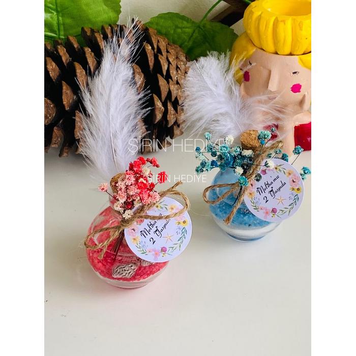 Beyaz Tüylü Balon Şişede Doğal Çiçekli Jel Mum Hediyelikleri