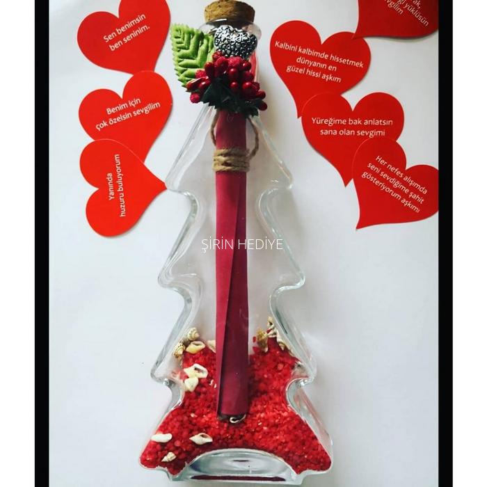 ÇAM ŞİŞEDE SEVGİLİYE ÖZEL AŞK DOLU HEDİYE SEPETİ