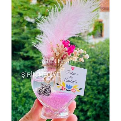 Kalp Cam Şişede Tüylü Doğal Çiçekli Nikah Nişan Söz Hediyelikleri