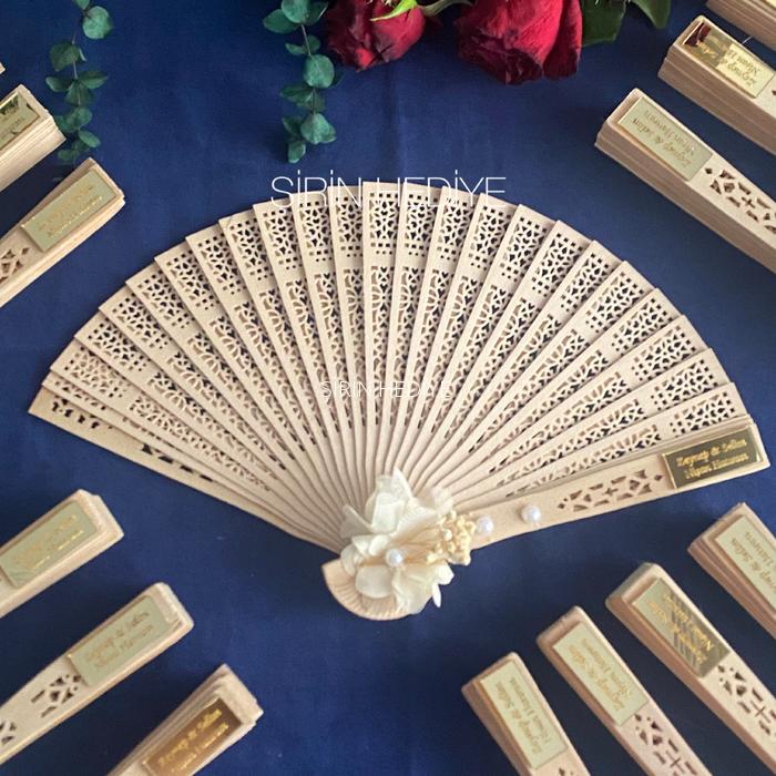 Kişiye Özel Ahşap Bambu Yelpaze 33cm Pleksi Yazılı