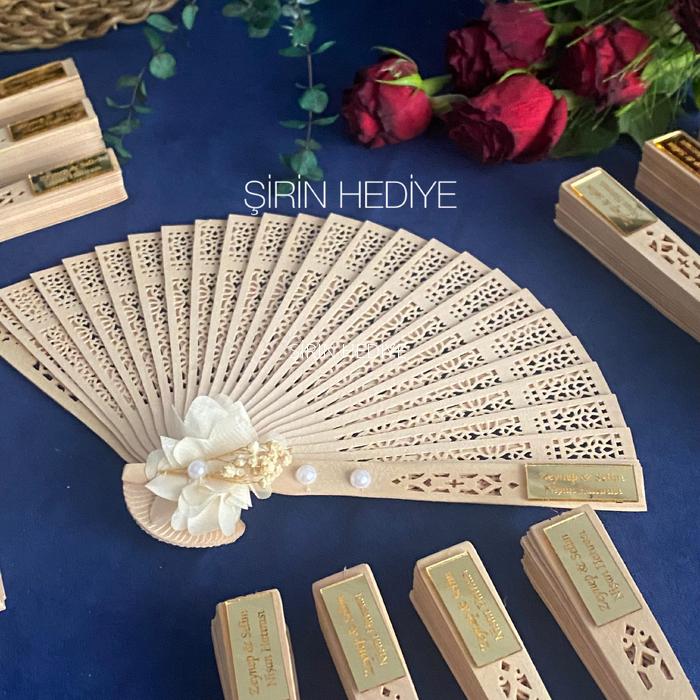 Kişiye Özel Ahşap Bambu Yelpaze 33cm Pleksi Yazılı