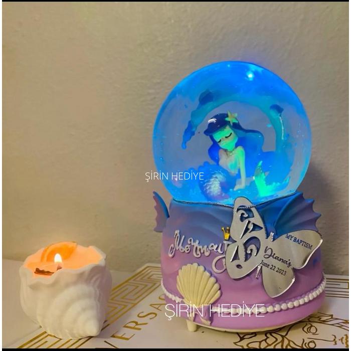 Kişiye Özel Deniz Kızı Işıklı Püskürtmeli Kar Küresi 