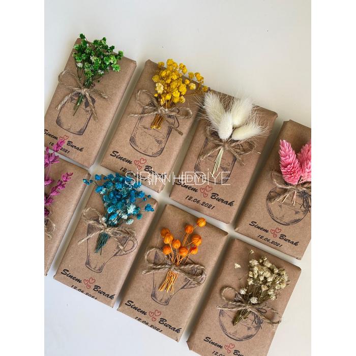 Kraft Kağıda Sarılı Doğal Çiçekli Büyük Boy Çikolata Hediyelikleri