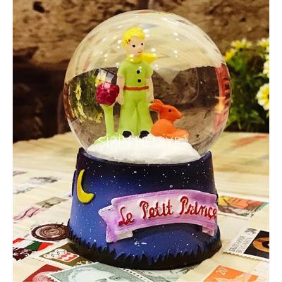 Küçük Prens​ Temalı Işıklı Kar Küresi ve Müzik Kutusu Püskürtmeli Büyük Boy