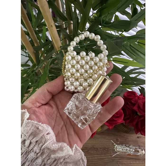 Mika Çanta içinde İnci Anahtarlık, Çikolata, Kristal Şişede Sprey Kolonya Seti