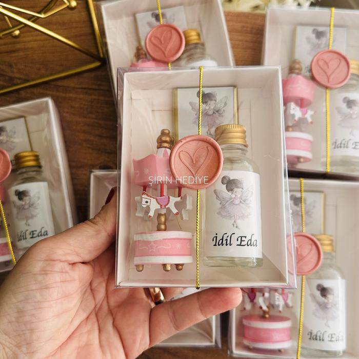 Pembe Atlı Karınca Kolonya Şişeşi Çikolata Hediyelik