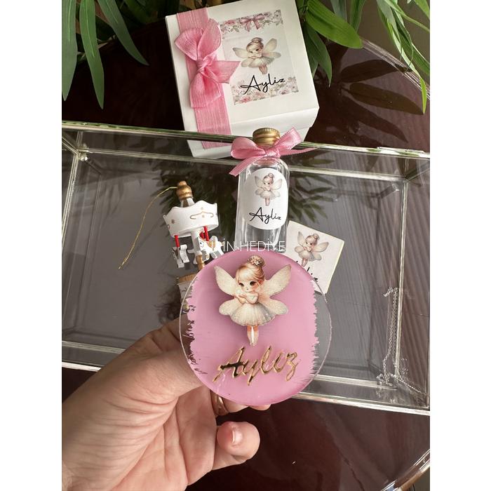 Pembe Tasarım Ahşap Atlı Karınca Şişede Kolonya İsme Özel Çikolata Pleksi Magnet Seti