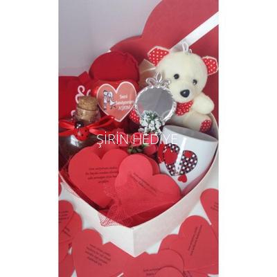SEVGİLİYE ÖZEL HEDİYELİK AŞK SEPETİ 