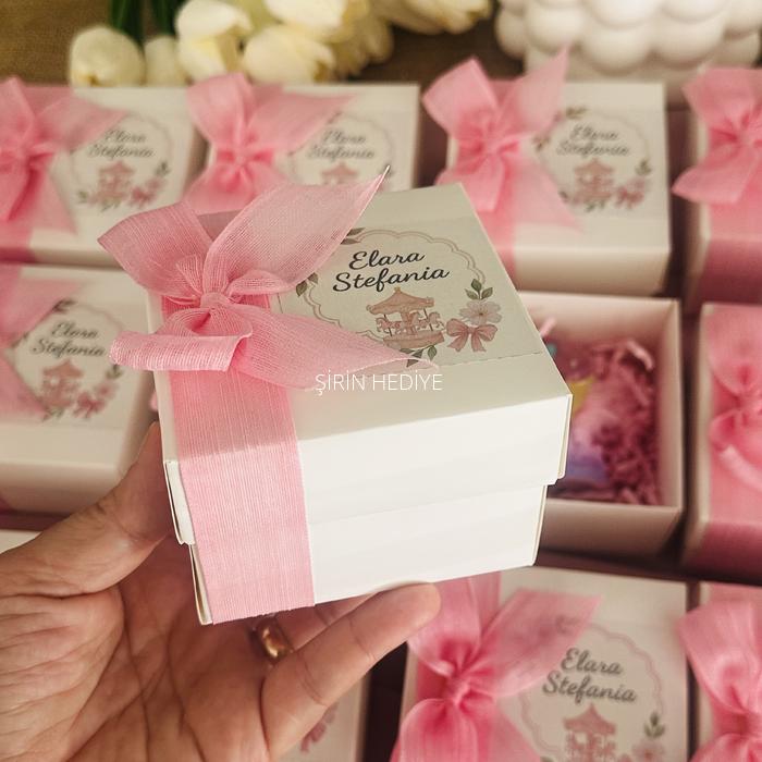 Unicorn Kar Küresi Özel Kutusunda Hediye Kutusu