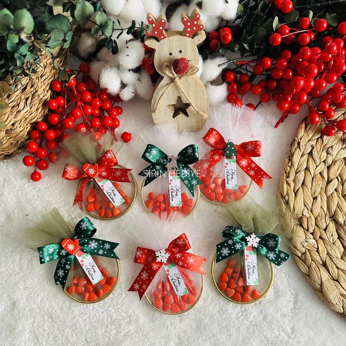 Yeni Yıla Özel Halka İçinde Kalp Şeker Hediyesi