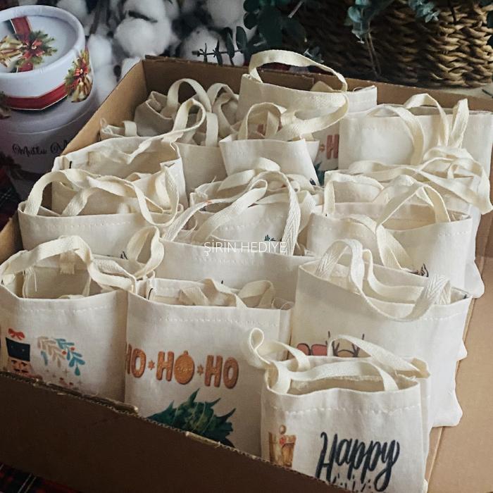 Yılbaşı Temalı Çanta ve Figürlü Teneke Mum Set Hediyesi